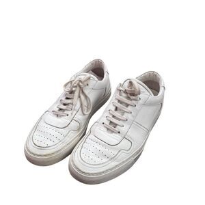 COMMON PROJECTS BBall Leather Sneakers in white 39